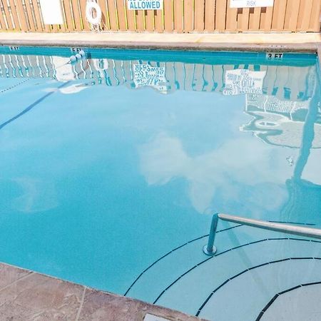 Right Across Beach Pool View Private Balcony By Zen Living Short Term Rental Myrtle Beach Dış mekan fotoğraf