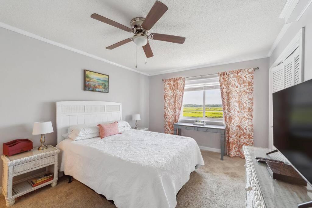 Right Across Beach Pool View Private Balcony By Zen Living Short Term Rental Myrtle Beach Dış mekan fotoğraf