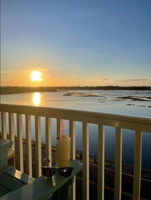 Right Across Beach Pool View Private Balcony By Zen Living Short Term Rental Myrtle Beach Dış mekan fotoğraf